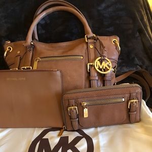 Brown Michael Kors 3pcs